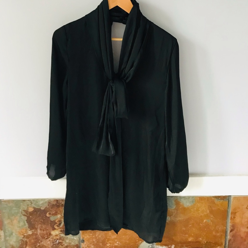 Black long sleeve dress